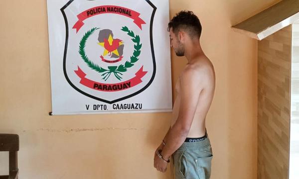 Detienen a sujeto con órdenes de captura por hurto – Prensa 5