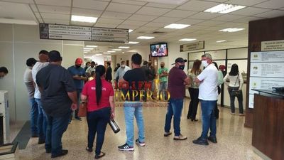 Caso fuga de reclusos: Suspenden una vez más audiencia preliminar de guardiacárceles