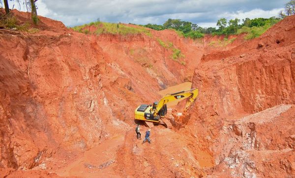 Intendente de Paso Yobái plantea modificar Ley de Minas - Nacionales - ABC Color