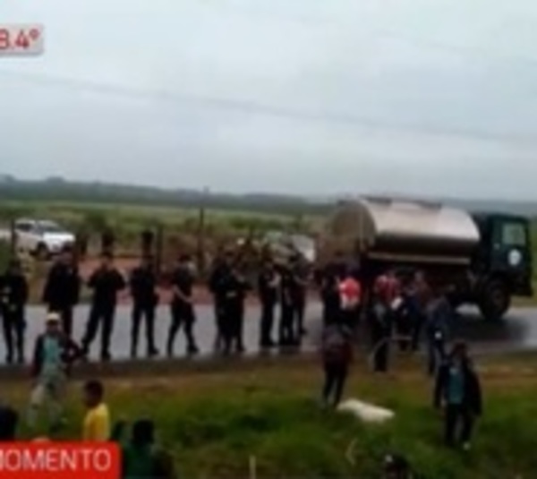 Gran despliegue policial para desalojo a nativos de Hugua Po'i - Paraguay.com