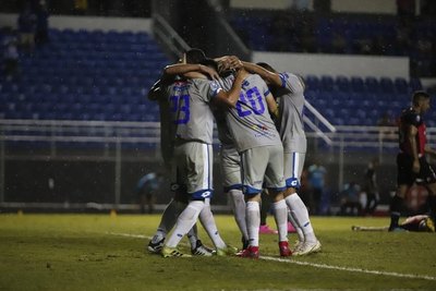 ¿Por qué el 12 de Octubre no jugará en su cancha ante Guaireña?
