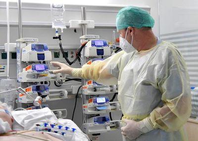 Cáncer de pulmón eleva hasta 34% riesgo de gravedad en covid-19 - Ciencia - ABC Color