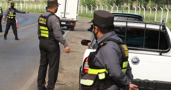 La Nación / Hay inspectores de hasta 42 años de antigüedad en la Caminera