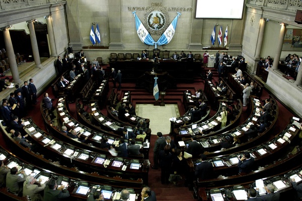 El Congreso de Guatemala aprueba presupuesto entre objeciones de la oposición - MarketData