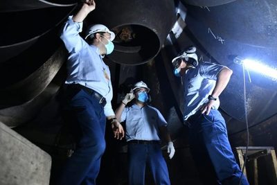 Técnicos de Itaipu cooperan en reparación de turbinas de la Central Hidroeléctrica Acaray