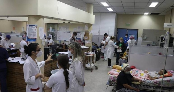 Diario HOY | El 99,5% de hospitales públicos no están habilitados, denuncia el Círculo de Médicos