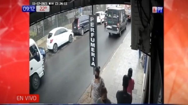 Bolsoneras en acción en Luque | Noticias Paraguay