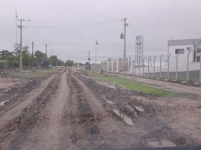 En Bahía Negra, pobladores urgen reparación de calles - Noticias del Chaco - ABC Color