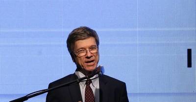 La Nación / Jeffrey Sachs presentará informe sobre el sistema energético del Paraguay