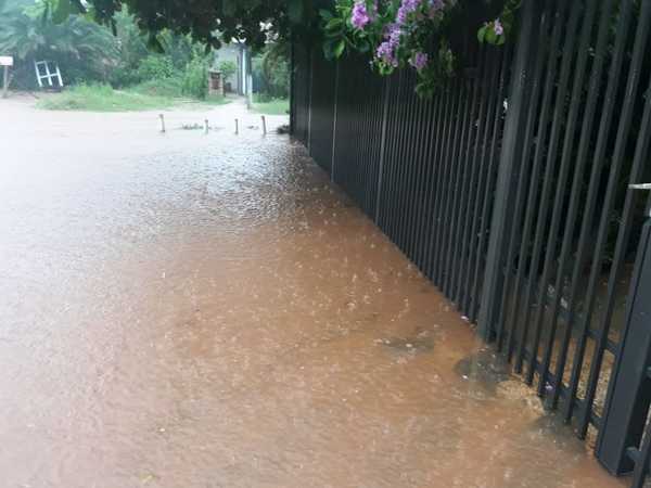 Ausencia municipal en obras de desagüe en el barrio San Miguel » San Lorenzo PY