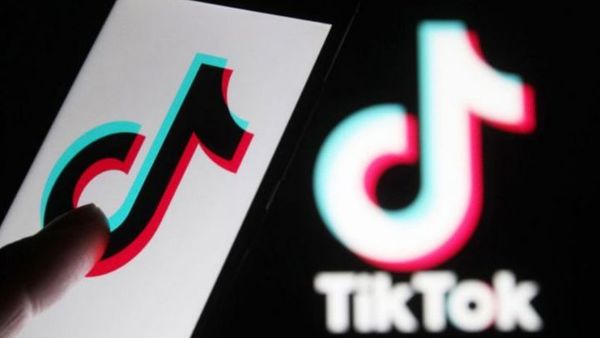 TikTok refuerza las reglas de seguridad para proteger a los adolescentes de retos y bromas peligrosas.