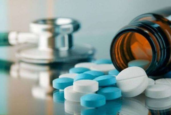 Autoridad europea aprueba pastillas anticovid de Merck para uso de emergencia