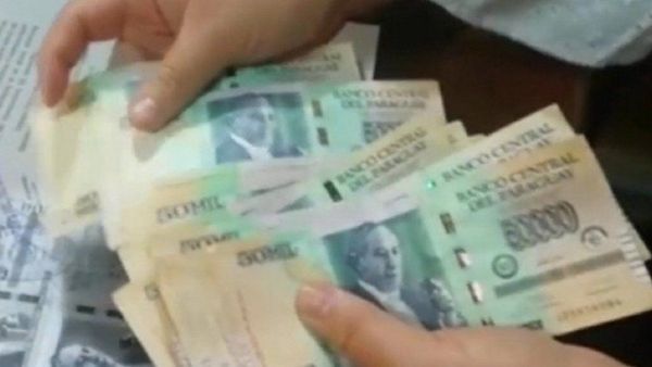 Imputan a dos funcionarios de la Fiscalía por tráfico de influencias