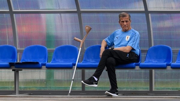 Fin de la era Tabárez, el maestro que le devolvió brillo a la Celeste