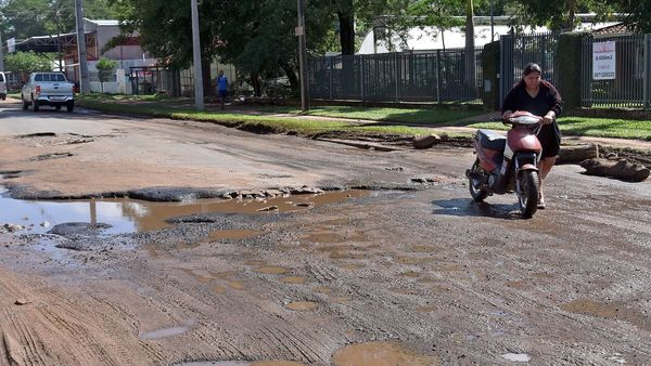 Toda una odisea es transitar por las calles de Mariano R. Alonso