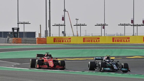 Bottas marca ritmo en Qatar