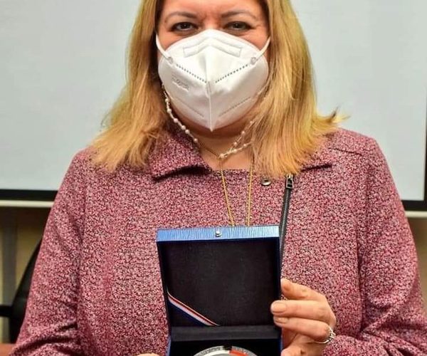 Entregan distintivo como reconocimiento a la Fiscal General del Estado tras el exitoso “Operativo Internacional Taranis” – Diario TNPRESS