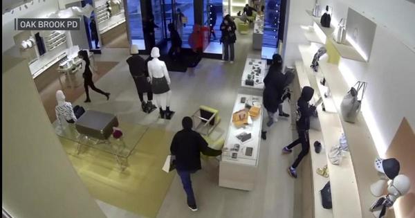 Robo planificado en EE.UU: 14 personas saquean tienda de Louis Vuitton a plena luz del día