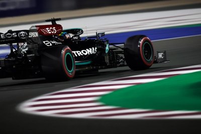 GP Qatar: Descomunal pole de Hamilton en Losail