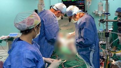 Adolescente recibe nuevo corazón en el Hospital Acosta Ñu