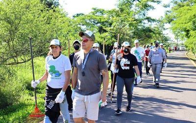 Limpiaron cauces hídricos del Parque Guasu •