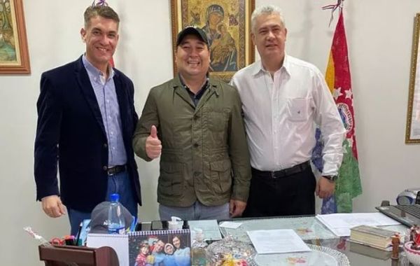 Con el Senado como objetivo, Nakayama se entrevistó con los hermanos Acevedo en PJC