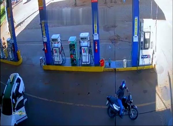 Violento asalto por una cadena de oro - Nacionales - ABC Color