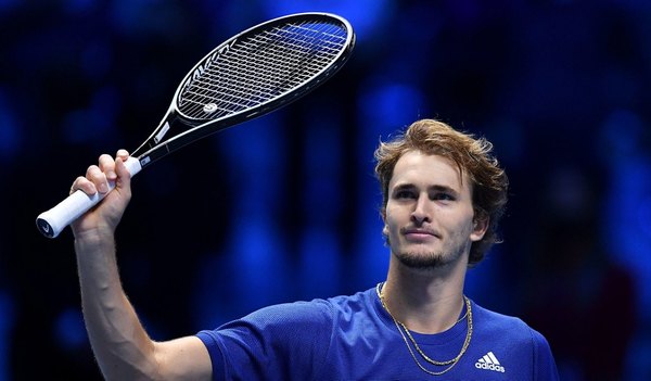 Zverev sorprende a Djokovic y jugará ante Medvedev en la final del Masters