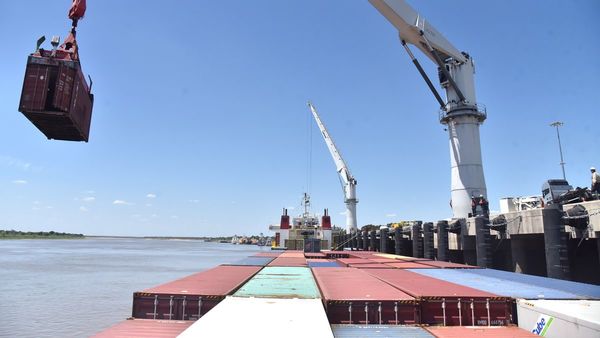 Controles excesivos y amenaza de suba de peaje alertan a navieros