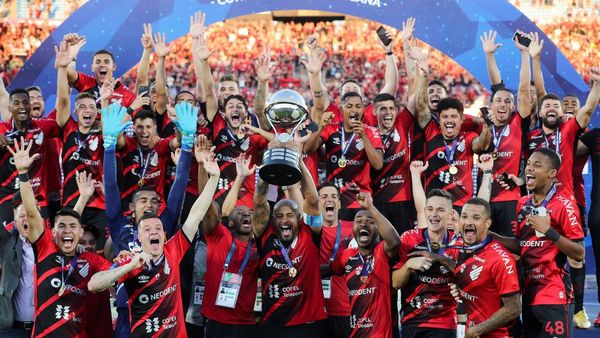 Paranaense es bicampeón