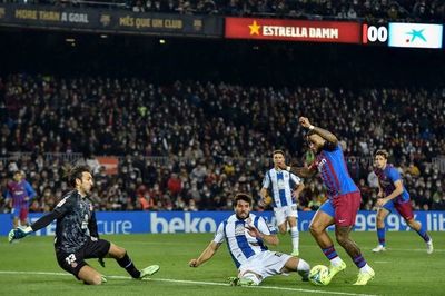 Debut con triunfo de Xavi en Barcelona - Fútbol - ABC Color
