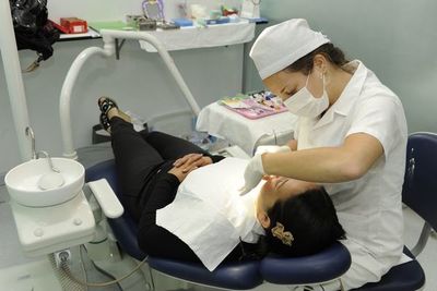 Unas 15 denuncias de mala praxis odontológica se presentaron este año ante Salud Pública - Nacionales - ABC Color