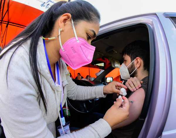 Salud aplicará vacunas anti-COVID de diversas plataformas este domingo en autódromo Rubén Dumot