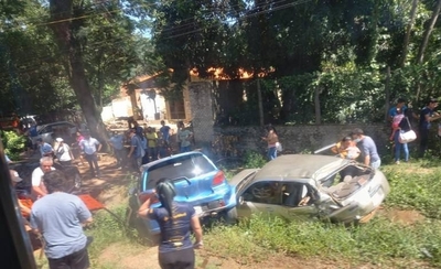 Diario HOY | Nuevo accidente en zona de Pedrozo: camión perdió los frenos y chocó a dos vehículos