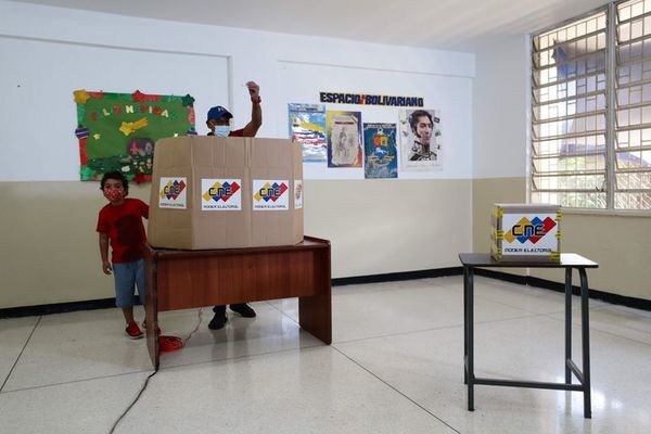 Fe y baja afluencia de votantes en comicios locales y regionales en Venezuela - Mundo - ABC Color