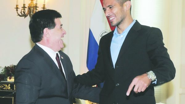 El dilema blanco y negro de Roque