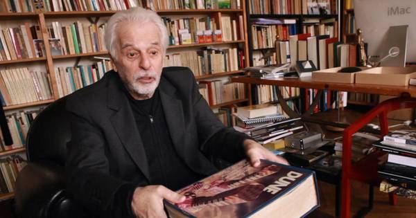 La Nación / A subasta el legendario guión gráfico de “Dune”, el proyecto abortado de Jodorowsky