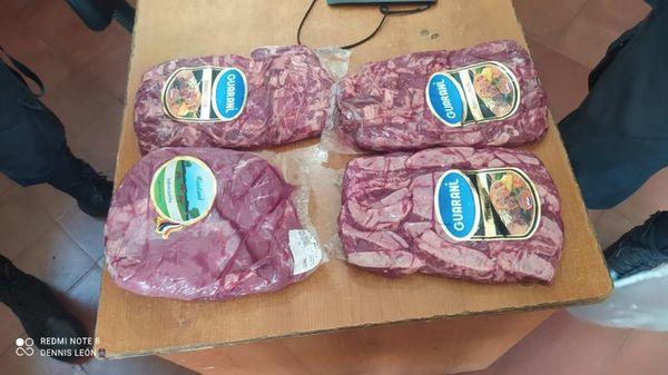 Mujer detenida tras intentar robar carne en Asunción - Noticiero Paraguay