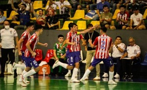 Paraguay golea en sus primeros partidos del Mundial de Futsal C-15