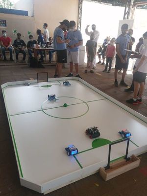 Fútbol de Robots: se destaca por la alegría, cooperación y juego limpio - Nacionales - ABC Color