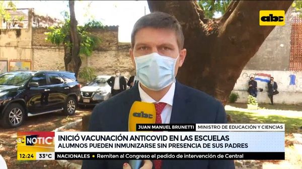 Alumnos pueden recibir dosis anticovid sin la presencia de sus padres - ABC Noticias - ABC Color