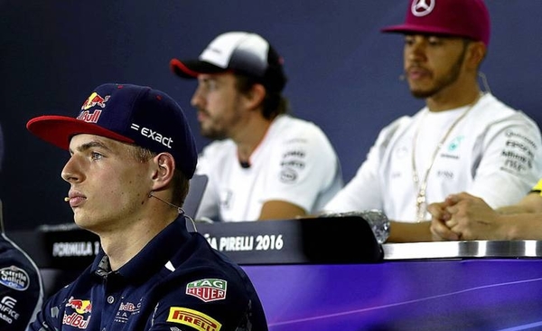 Diario HOY | Hamilton y Verstappen tensan el Mundial y Alonso muestra su 'plan'