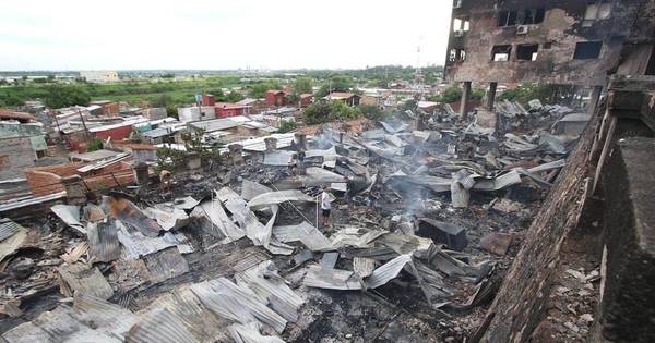 La Nación / Municipalidad de Asunción reubicará a familias afectadas por incendio en Chacarita