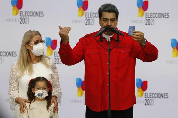 Venezuela: Con el escrutinio internacional, oficialismo sale victorioso en elecciones regionales