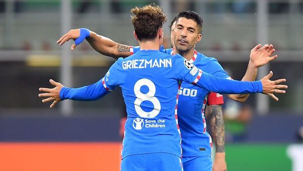 Suárez-Griezmann, contra el Milan - El Independiente