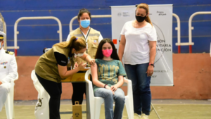 Poca concurrencia en vacunación de alumnos - El Independiente