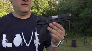 Joven fue detenido con pistola 9 milímetros