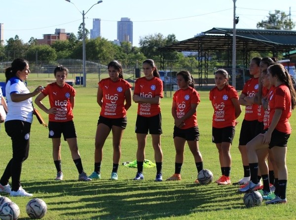 Inició preparativos para los amistosos internacionales - APF