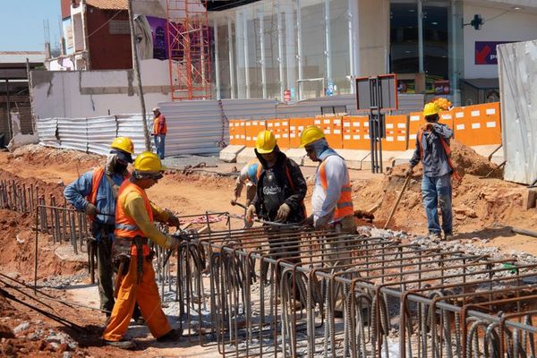 Instalan mil pilotes para túnel y rotonda en Tres Bocas  - Nacionales - ABC Color