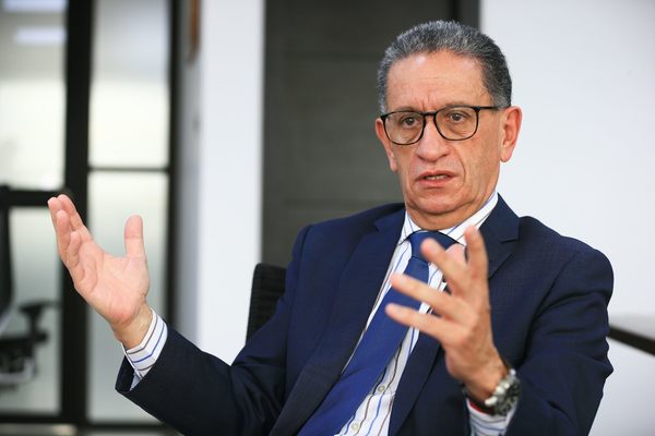 Petroecuador firma un contrato con una empresa privada para el manejo de derivados - MarketData